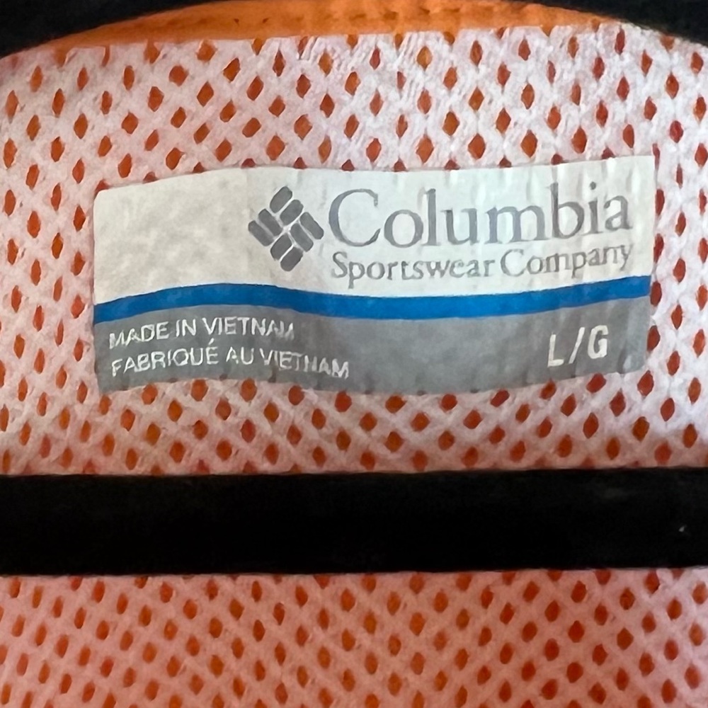 Columbia Women’s Orange Long-Sleeve Button-Down Shirt - Picture 5 of 13